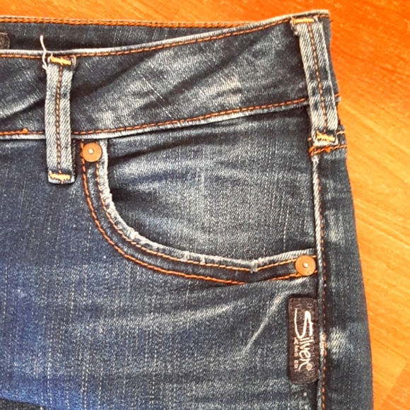 SILVER Avery Super Skinny Cropped Cut-off Jeans - Women's Size W27 - Picture 4 of 7